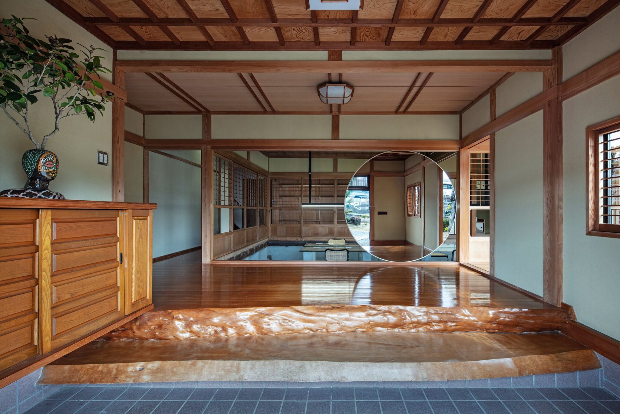 cover_maruhiro_office_photography_kenta_hasegawa_yatzer-2048x1366